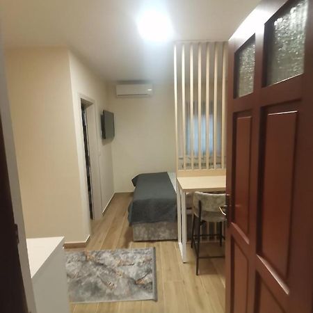 App Fratrici Apartamento Umago Exterior foto
