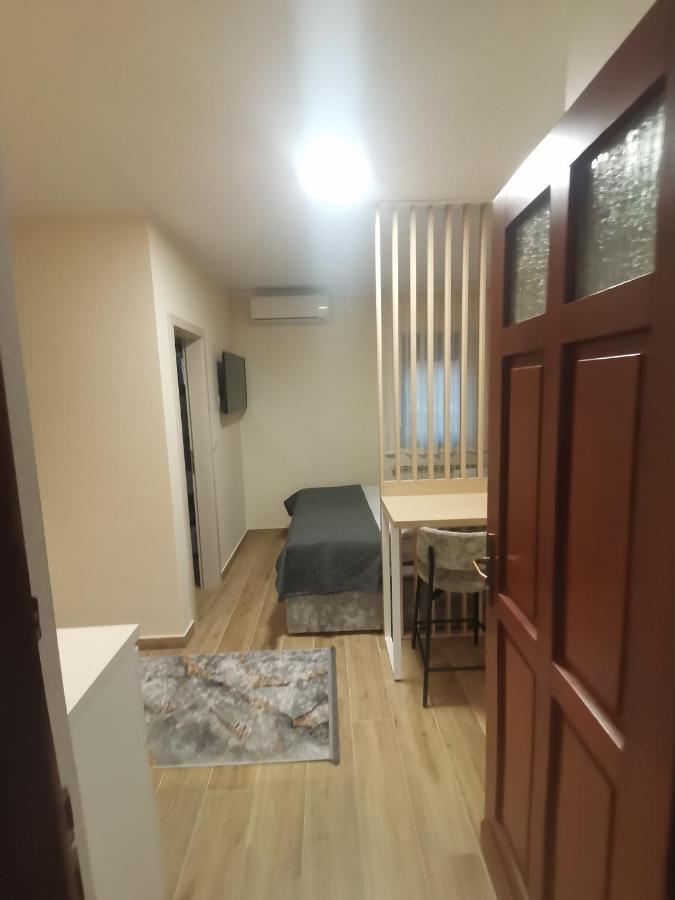 App Fratrici Apartamento Umago Exterior foto