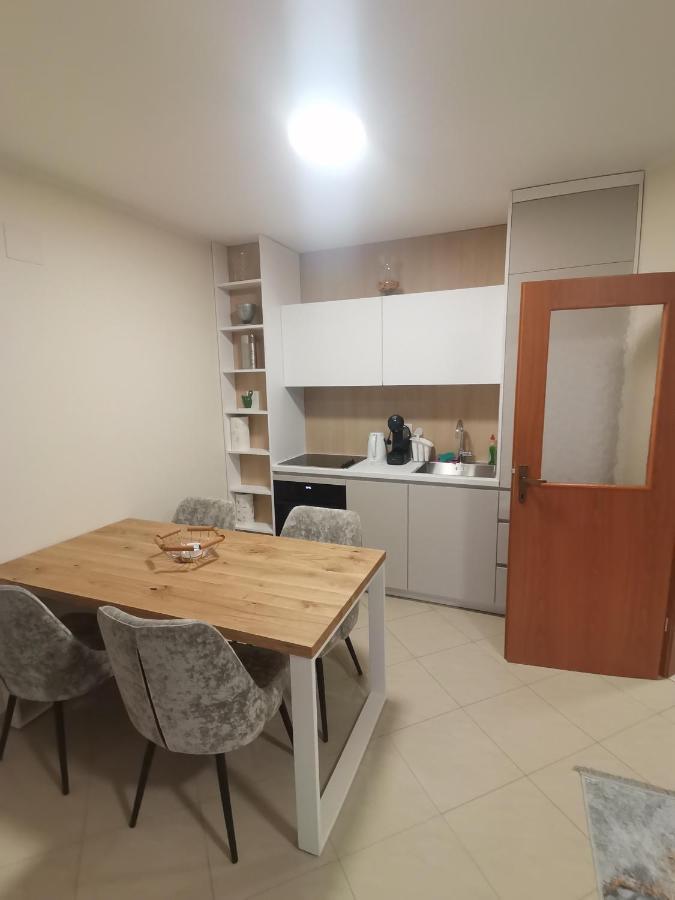 App Fratrici Apartamento Umago Exterior foto